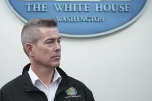 sean-duffy-pledges-to-pull-funding-from-states-bucking-ice