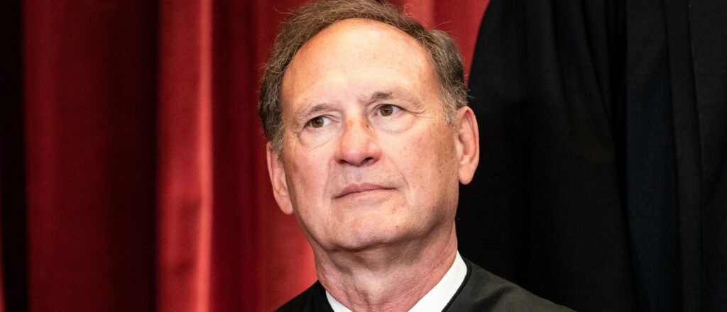 supreme-court-issues-another-temporary-pause-on-injunction-against-biden-admin-censorship-efforts
