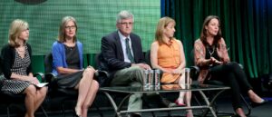 fda-vaccine-advisor-calls-for-covid-victims-to-sue-trump-admin