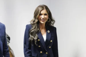 kristi-noem-transported-to-dc-hospital-by-ambulance-–-washington-examiner