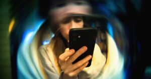 7-ways-to-limit-your-endless-doomscrolling