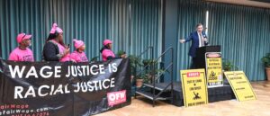 ‘firing-squad-in-the-circle’:-dems-slam-‘weak-and-whiny’-dnc-chair