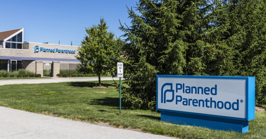 abortionists-unionize-as-states-restrict-procedure