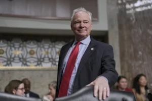 democrats-look-for-gop-allies-to-curb-trump’s-war-powers