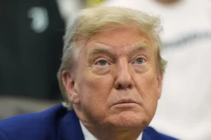 trump-unmoved-by-maga-split-over-iran