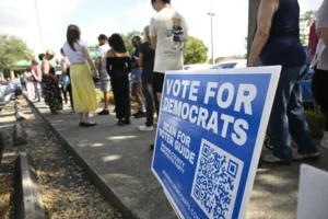 florida-democrats-huddle-to-find-any-hope-to-break-the-red-wave