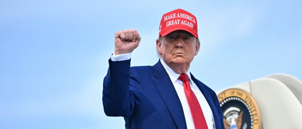 trump-calls-on-waffling-congress-to-crush-biden’s-green-‘scam’