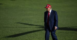 truth-social-crashes-as-trump-live-posts-iran-bombing