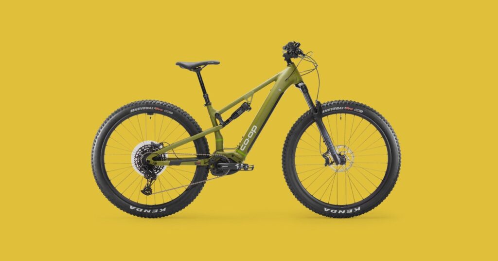hit-the-dirt-hard-with-this-nimble-and-powerful-electric-mountain-bike