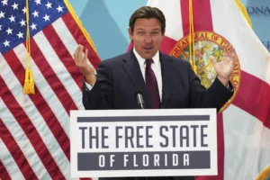desantis-jokes-about-looming-nyc-exodus-as-democratic-socialist-leads-mayoral-polls