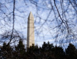 washington-monument-closes-to-tourists-due-to-excessive-heat