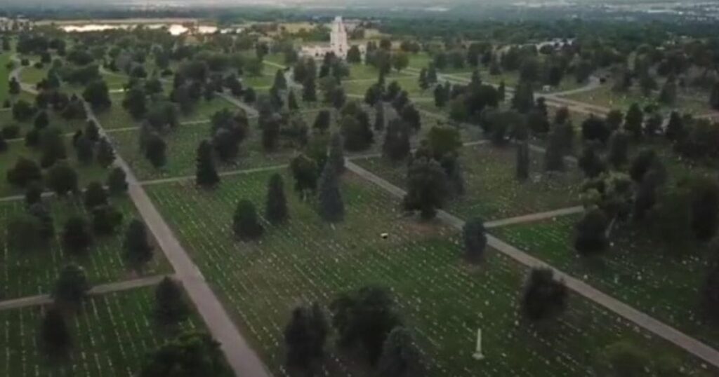 colorado-mausoleum-faceplate-smashed-open,-grave-inside-robbed