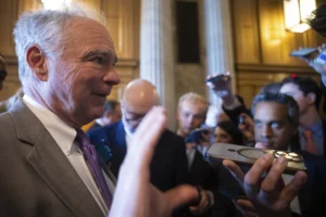 democrats-alter-war-powers-vote-to-give-trump-some-leeway