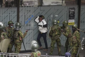 at-least-8-dead-in-kenya-protests-against-police-brutality-and-poor-governance