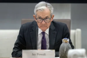 trump-weighs-powell-replacement-at-fed-with-rumors-of-early-exit
