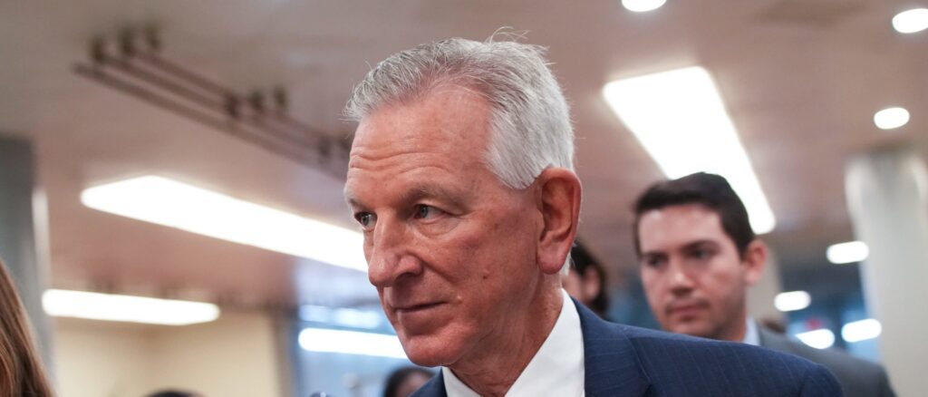 senator-goes-scorched-earth-against-unelected-bureaucrat-undermining-trump’s-bill