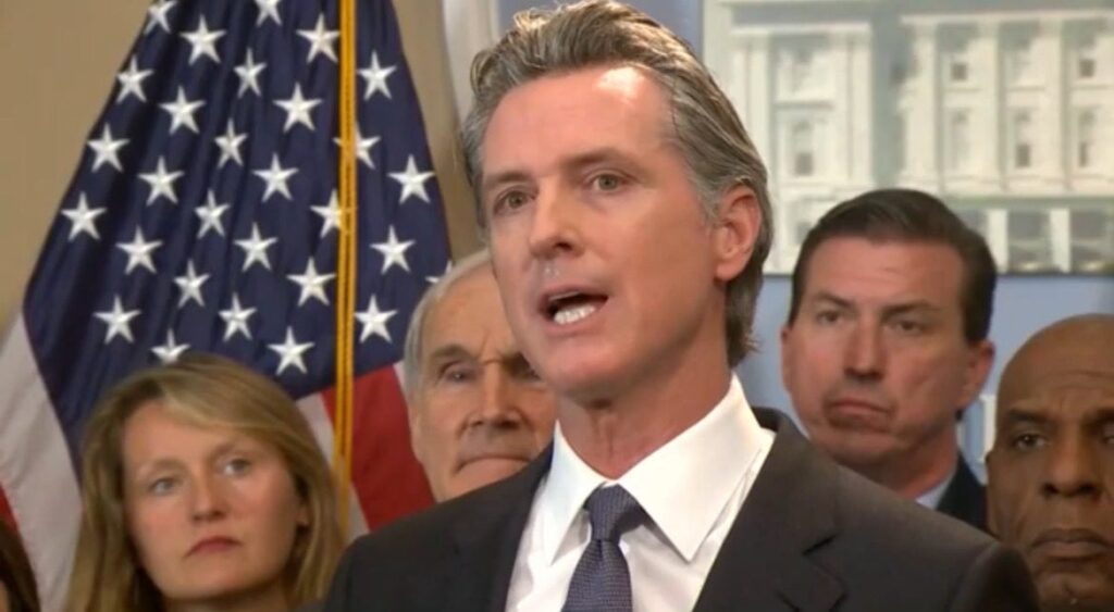 california-gov.-gavin-newsom-approves-$25-per-hour-minimum-wage-for-healthcare-workers-|-the-gateway-pundit-|-by-david-greyson