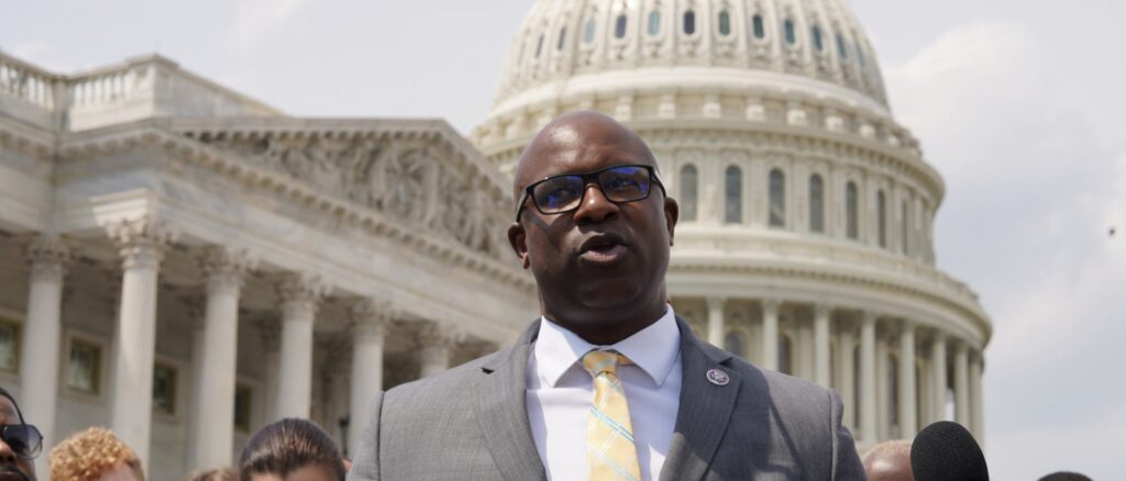 ‘squad’-member-congressman-wants-the-us-to-accept-palestinian-refugees