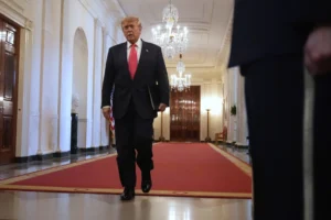 trump-threatens-to-sue-new-york-times,-cnn-over-iran-strike-coverage