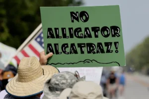 trump-to-visit-‘alligator-alcatraz’-in-florida