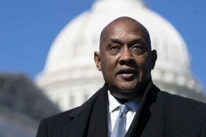 pennsylvania-democrat-dwight-evans-won’t-seek-reelection-in-2026