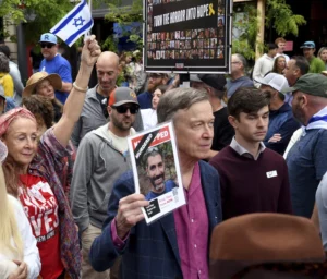 boulder-attack-victim-dies-from-injuries,-suspect-charged-with-murder