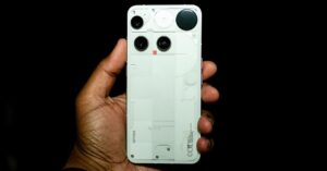 nothing’s-new-phone-(3)-and-headphone-(1)-look-nothing-like-you’ve-seen-before