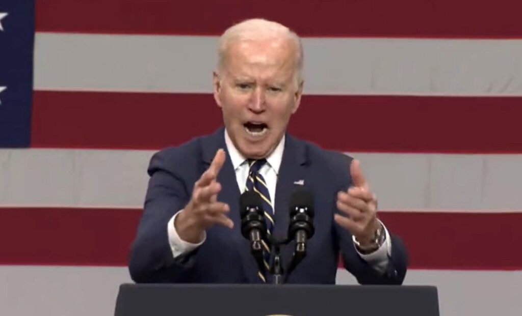 biden-regime-threatens-banks-that-refuse-to-give-credit-lines,-loans-to-illegal-aliens-|-the-gateway-pundit-|-by-cristina-laila