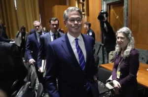 bessent-mocks-musk’s-advice:-‘i-will-take-care-of-the-finances’-–-washington-examiner