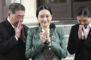 thai-prime-minister-suspended-after-phone-call-leaks