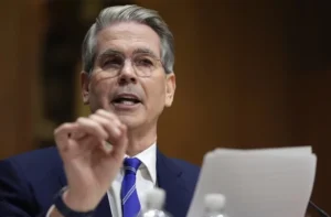 bessent-values-‘market-based-indicators’-over-powell’s-influence