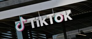 tiktok-reportedly-building-new-us.-version-of-app-ahead-of-sale