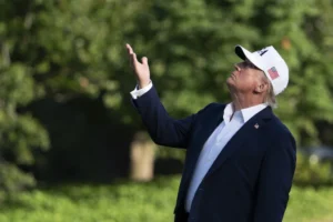 ninety-deals-in-90-days:-trump’s-tariff-pause-clouds-‘liberation-day’-economic-forecast