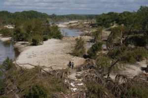private-drones-interfering-with-search-efforts-in-texas-floods,-officials-say