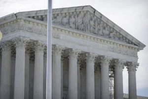 supreme-court-allows-trump-plan-to-cut-federal-workforce