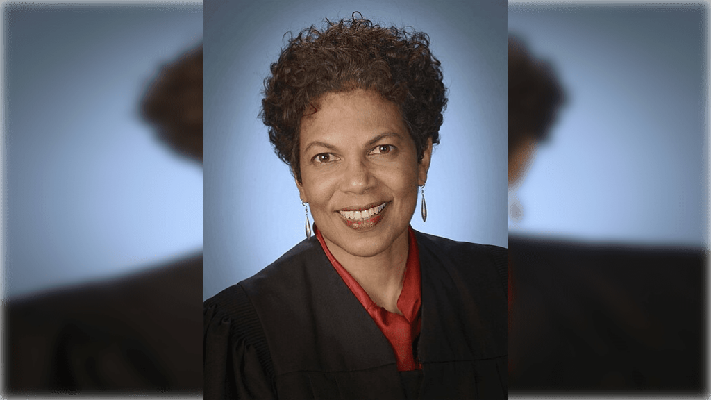 breaking:-trump-hit-with-gag-order!-leading-presidential-candidate-barred-from-attacking-doj-hitman-jack-smith,-“witnesses”-and-more…-|-the-gateway-pundit-|-by-jim-hoft