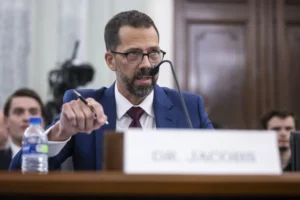 trump-noaa-pick-says-he-wouldn’t-repeat-‘sharpiegate’-mistake