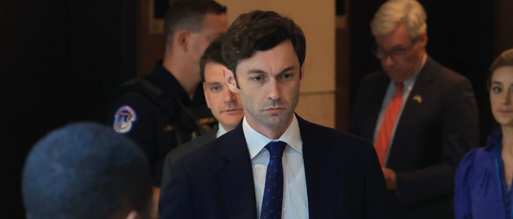 trump-state-dem’s-war-chest-balloons-as-republicans-vie-to-topple-him