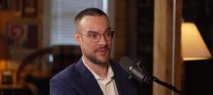 reporter-tells-tucker-carlson-clues-of-chinese-takeover-of-america-hiding-in-plain-sight