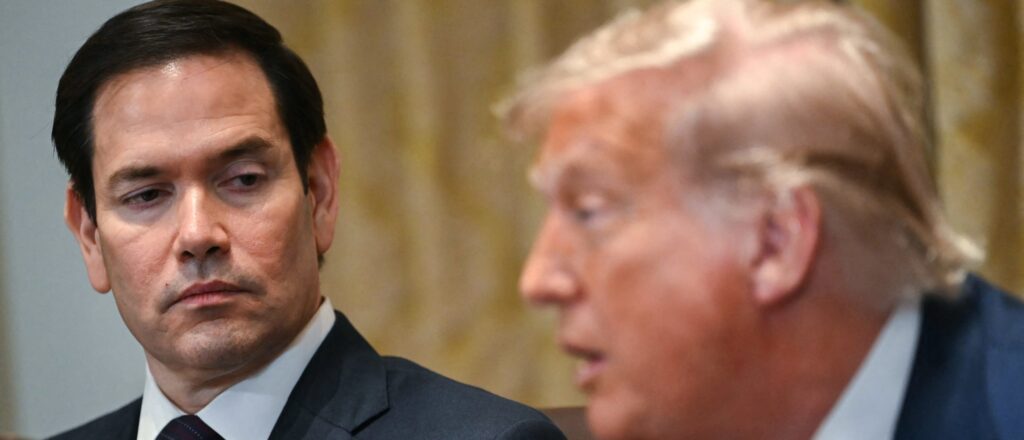 state-department-begins-sending-bureaucrats-to-the-unemployment-line