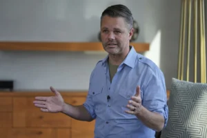 trump-endorsed-nunn-forgoes-gubernatorial-bid-to-run-for-house-again