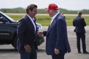 desantis-teams-up-with-trump-to-arrest-illegal-immigrants