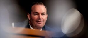 gop-senator-seeks-to-codify-trump-order-that-eliminated-a-discriminatory-workplace-practice