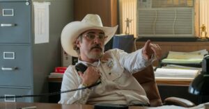 ‘eddington’-director-ari-aster-couldn’t-stand-‘living-in-the-internet.’-so-he-made-a-movie-about-it