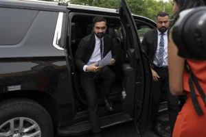 gop-group-ties-vulnerable-democrats-to-socialist-mamdani-in-campaign-ad