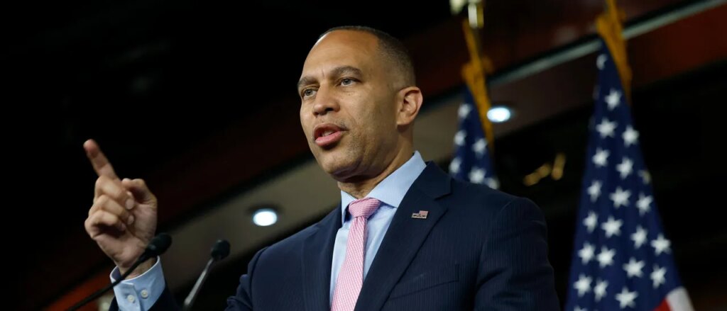 hakeem-jeffries-says-quiet-part-out-loud-about-epstein