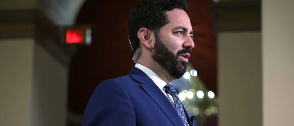 swing-seat-gop-rep-passes-on-blue-state-governor-run