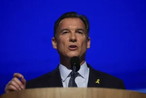 bill-pushing-companies-to-make-employees-stakeholders-gains-bipartisan-support