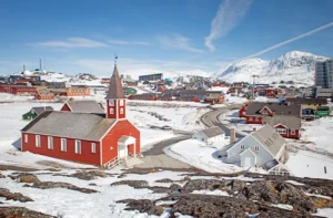 colonial-ghosts-and-arctic-dreams:-trump’s-interest-and-greenland’s-hard-choices