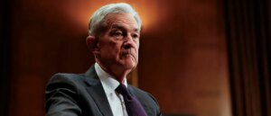 fed-chair-insists-he